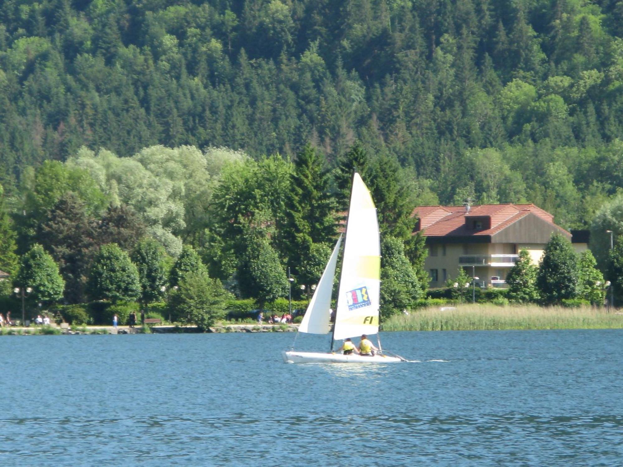 Home Nantua Studio Meubles Ain-Jura Zewnętrze zdjęcie