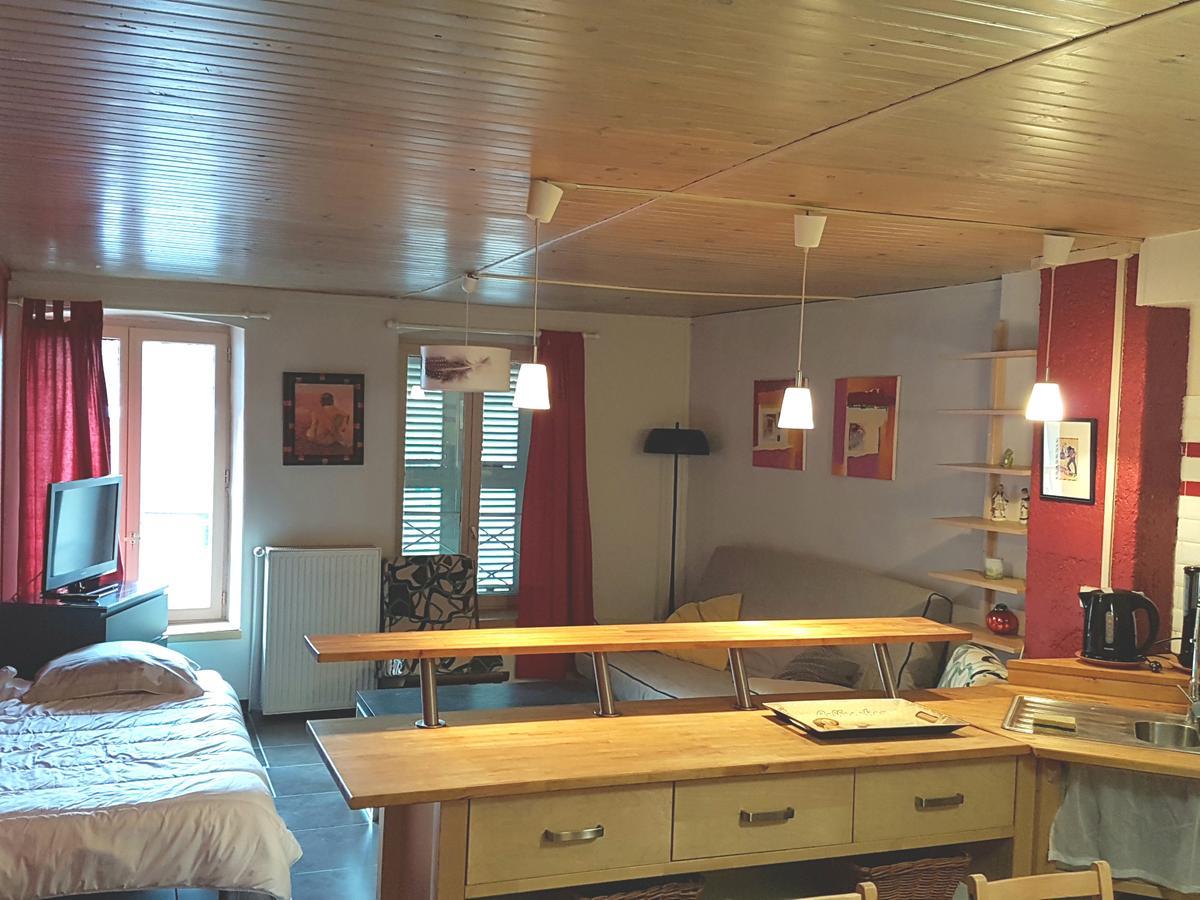 Home Nantua Studio Meubles Ain-Jura Zewnętrze zdjęcie